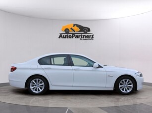 BMW 520 d Sedan Steptronic D-värmare PDC Paddlar TOPPSKICK!