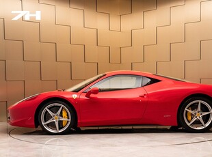 Ferrari 458 Italia DCT 570hk Svensksåld / Kolfiber / Unikum /