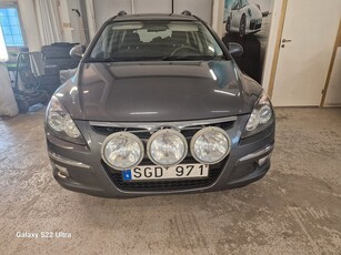 Hyundai i30 1.6 CRDi Euro 4 Nybes.UA 2 Ägare