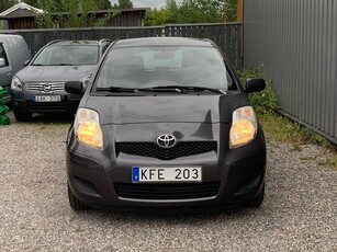 Toyota Yaris 5-dörrar 1.0 VVT-i NyBes M/K-Värme