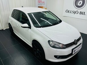 Volkswagen Golf 1.6 TDI / Dark Label / R-line / Bluetooth /