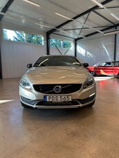 Volvo V60 Cross Country D3 Geartronic Momentum 150hk