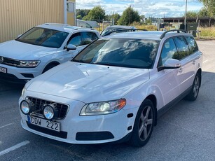 Volvo V70 2.5T Flexifuel Geartronic Kinetic FD POLISBIL