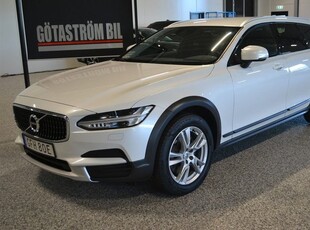 Volvo V90Cross Country D4 AWD Momentum 2019, Kombi