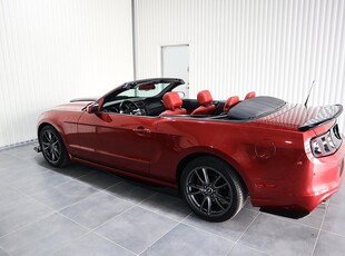 Ford Mustang V6 Cab Automat GT-Paket Nybesiktad 309hk