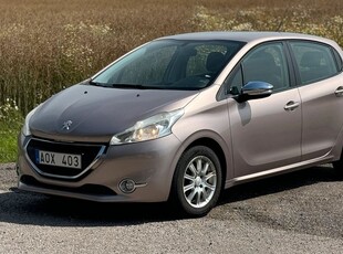 Peugeot 2085-dörrar 1.2 VTi Euro 5 | DRAG 2013, Halvkombi