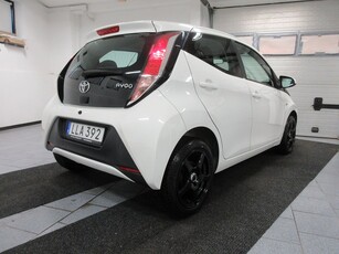 Toyota Aygo 5 dr 1.0 VVT-i X-PLAY Touch Euro 6 Nybes