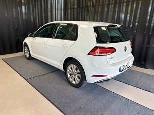 Volkswagen Golf 5-dörrar 1.0 TSI CarPlay|Adaptiv|LågSkatt|Fullservad