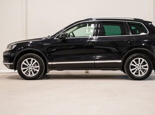 Volkswagen Touareg 3.0 V6 TDI 4M Skinn D-värm Drag 204hk