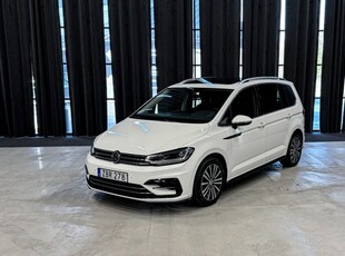 Volkswagen Touran1.4 TSI R-Line|Pano|Kam|Drag|Värmare|Massa 2018, SUV