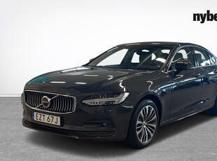 Volvo S90B4 FWD Bensin Momentum Advanced 2022, Sedan