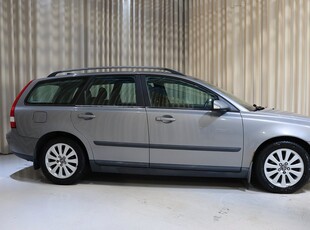 Volvo V50 2.4 Automatisk 140HK Kinetic Drag En Ägare