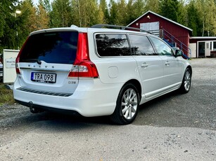 Volvo V70 D3 Classic, Momentum, Dragkrok, Navi, Mkt fin