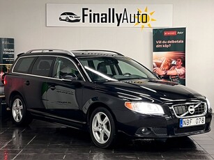 Volvo V70 T4 Summum. KAMREM BYTT/NYSERVAD