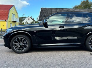 BMW X5 xDrive 30d Steptronic M Sport 1Ägare Lågmil 3123mil