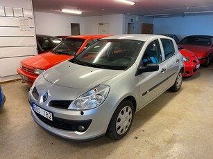 Renault Clio 2-Ägare 1.2 Kamrem bytt ny-Kopplingssats