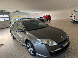 Renault Laguna 2.0 drag sedan ny besiktad