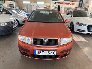 Skoda Fabia Škoda Fabia 1.4 Manuell Lågmilare Två ägare