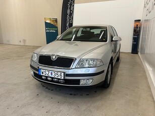 Skoda Octavia 1.6 MPI Euro 4 M-värmare / NY SERVAD / LÅGMIL