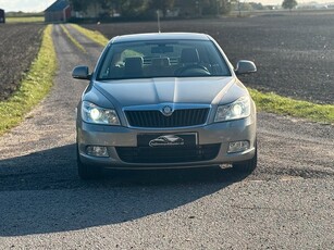 Skoda Octavia 1.8 TSI Elegance|AUTOMAT |NAVI | DRAG | NYBES