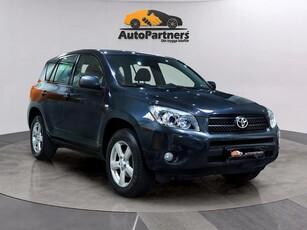 Toyota RAV4 2.0 VVT-i 4x4 Nyser Nybes Fräsch 3,95% 928kr/mån