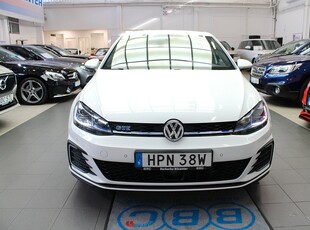 Volkswagen Golf GTE DSG/Cockpit/Adaptiv/PDC/Värmare/moms