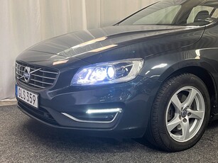 Volvo V60 D4 Aut Summum Värmare Skinn VOC Adap-farth Drag