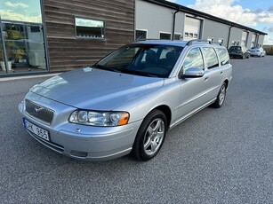 Volvo V70 2.4 Classic, Kinetic Euro 4 AUTOMAT | SÅLD !!