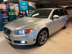 Volvo V70 D5 (185hk)*900kr/mån*Momentum*Automat*Dragkrok