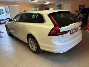 Volvo V90 B4 Auto skinn Drag Navi B kamera Momentum Euro 6