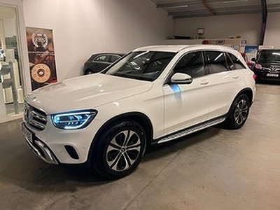 Mercedes-Benz GLC 200 d 4M Exclusive/Krok/Värmar/S.steps/1br