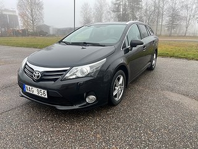 Toyota Avensis Kombi 2.0 D-4D Euro 5 B.kamera