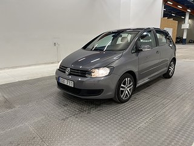 Volkswagen Golf Plus 1.4 TSI 160hk Värmare P-sensorer Navi