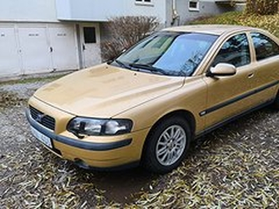 Volvo S60 2.4 Business 170 hk Dragkrok Två brukare