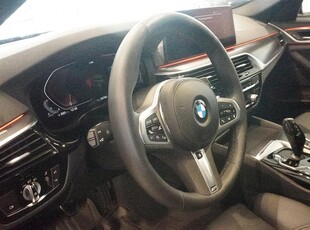 BMW 520 d xDrive Touring M-Sport Fartpilot HiFi Värmare 190hk