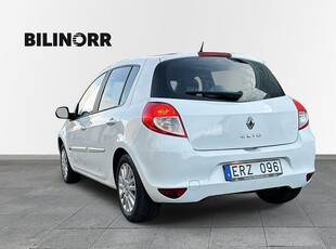 Renault Clio Halvkombi MoK/Kamrembytt/Nyservad/Låga mil