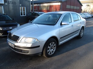 Skoda Octavia 1.6 MPI Euro 4 AC/SoVHjul/SERVAD-BESIKTAD