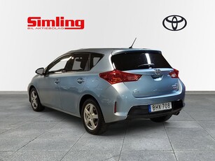 Toyota Auris 1.6 VVT-i CVT Edition 50 / Vinterhjul