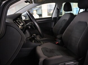 Volkswagen Golf TGi Sportscombi Premium Värmare Massage Drag Adaptiv-F