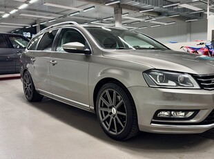 Volkswagen Passat TDI 170 4M R-Line Aut / Webasto /