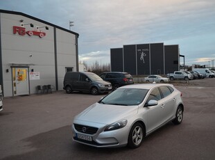 Volvo V40 D2 Momentum 115 hk D-Värmare