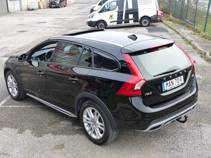 Volvo V60 Cross Country D4 - Summum - Sollucka - Dragkrok