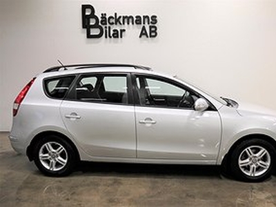 Hyundai i30 cw 1.6 126 hk Kombi Nyservad