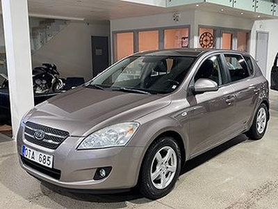 Kia CEED cee'd 1.6 CVVT 122hk (PDC, AUX)