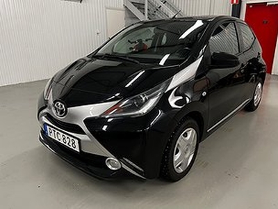 Toyota Aygo 5-dörrar 1.0 VVT-i, **låga mil**