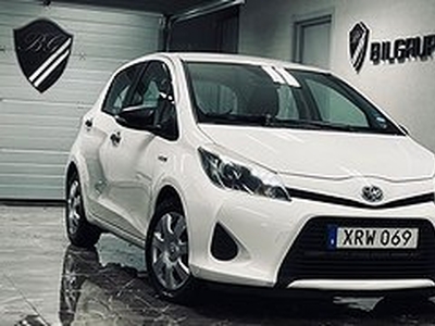 Toyota Yaris Hybrid e-CVT |F-skatt 360kr|Nybesiktig|Automat|