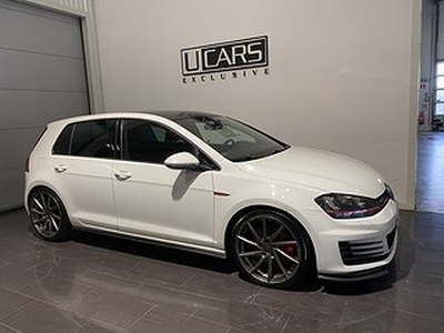 Volkswagen Golf GTI Performance / DSG / 230HK / Svensksåld