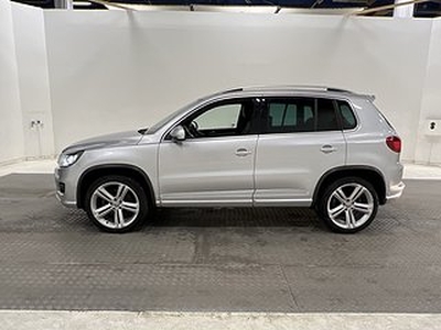 Volkswagen Tiguan 4M 160hk R-Line Panorama Bkam Skinn Navi