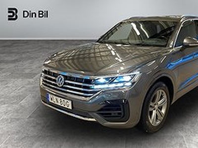 Volkswagen Touareg 3.0 R-Line | Nightvision | Pano | Värm | Drag |340