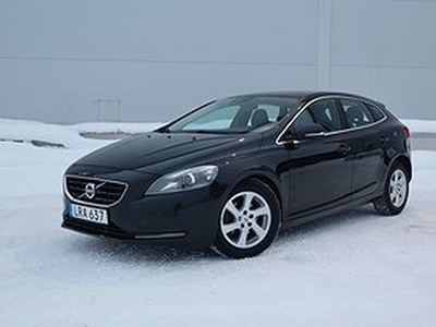 Volvo V40 D2 Momentum Aut VOC D-värme SoV däck